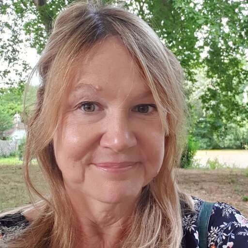 Bio photo of Sue Baron