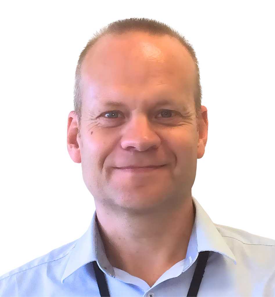 Bio photo of Chris Holmes