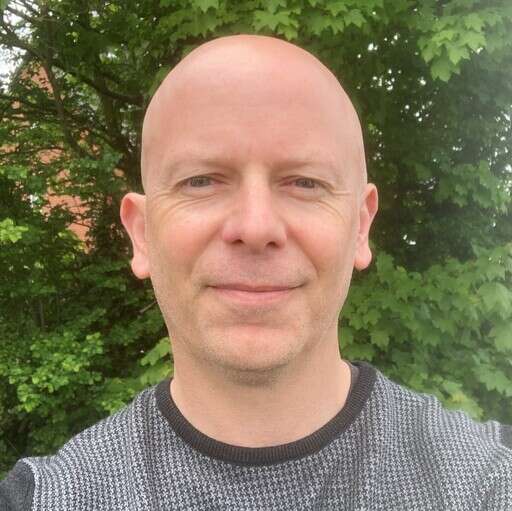 Bio photo of Robin Moore