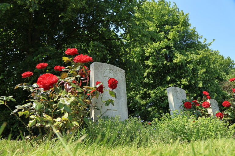 WW1 war graves Guildford England