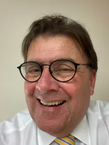 Gary Bottriell headshot